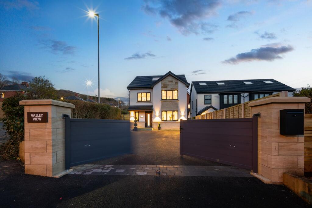 Additional image 54 of Valley View, Park Avenue, Ramsbottom BL0 0 | Luxurious and Energy-Efficient Living