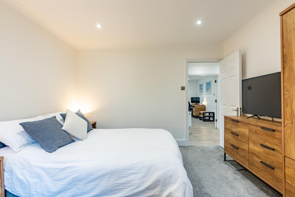 Additional image 12 of King Harry Lane, St. Albans, Hertfordshire, AL3