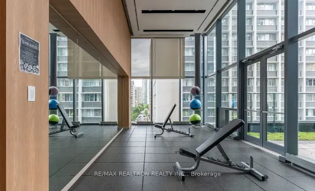 Additional image 20 of 7 Grenville St Unit 1909