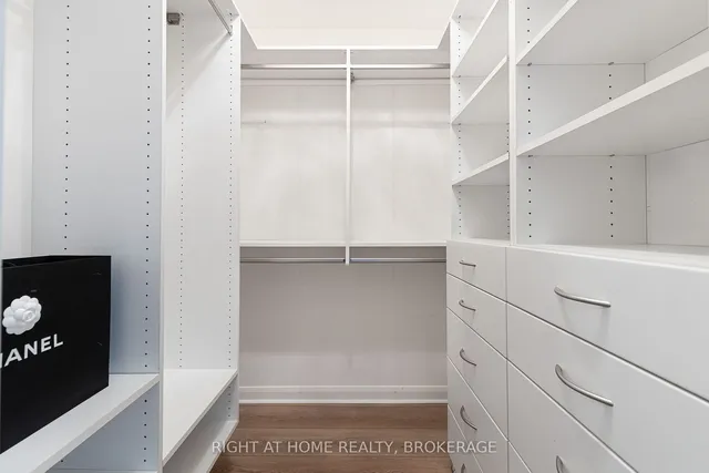 Additional image 19 of 18 Beverley St Unit 703