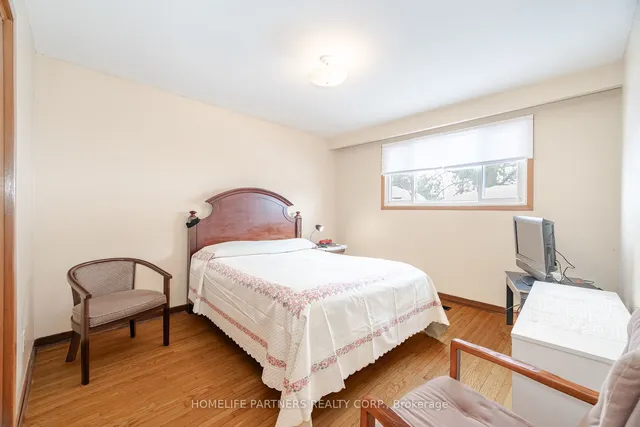 Additional image 18 of 60 Larchmere Ave