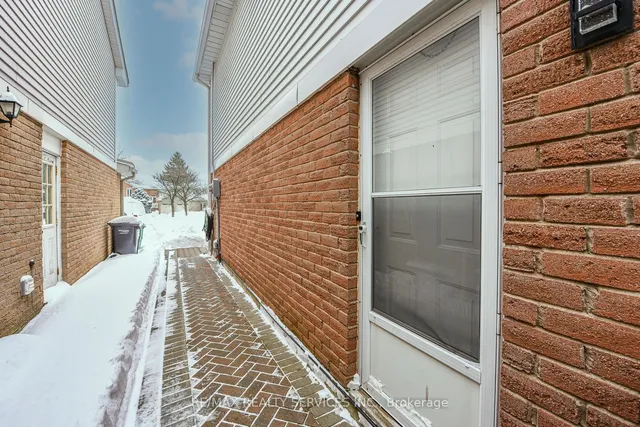 Additional image 38 of 118 Mikado Cres