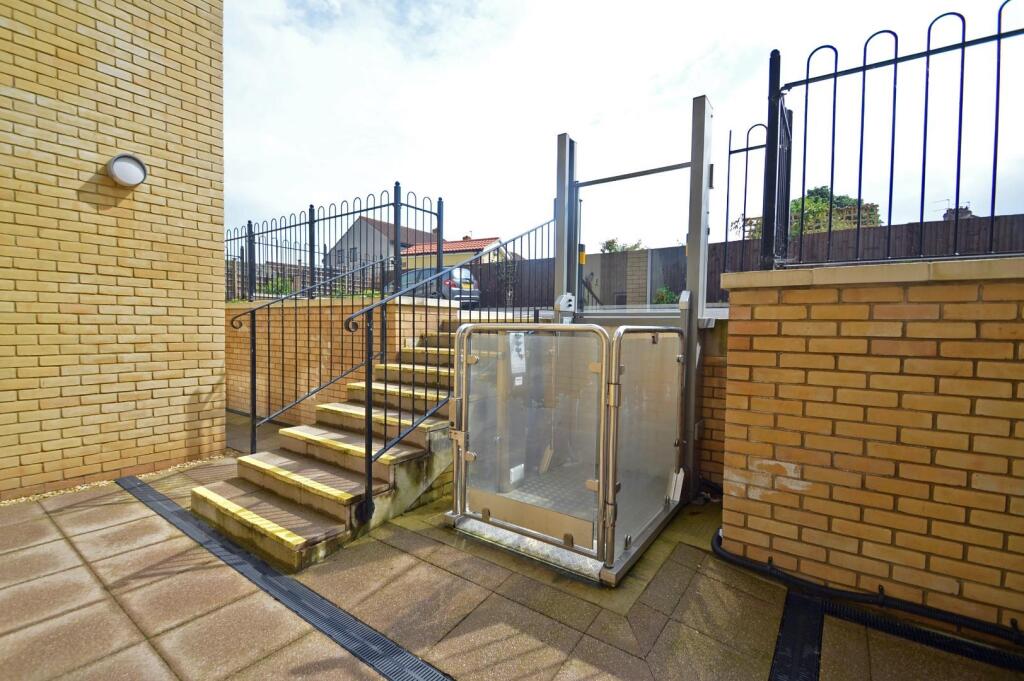 Additional image 18 of Ground floor retirement apartment in the centre of Yatton