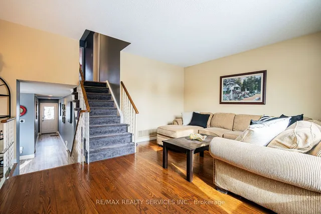 Additional image 11 of 54 Ferri Cres