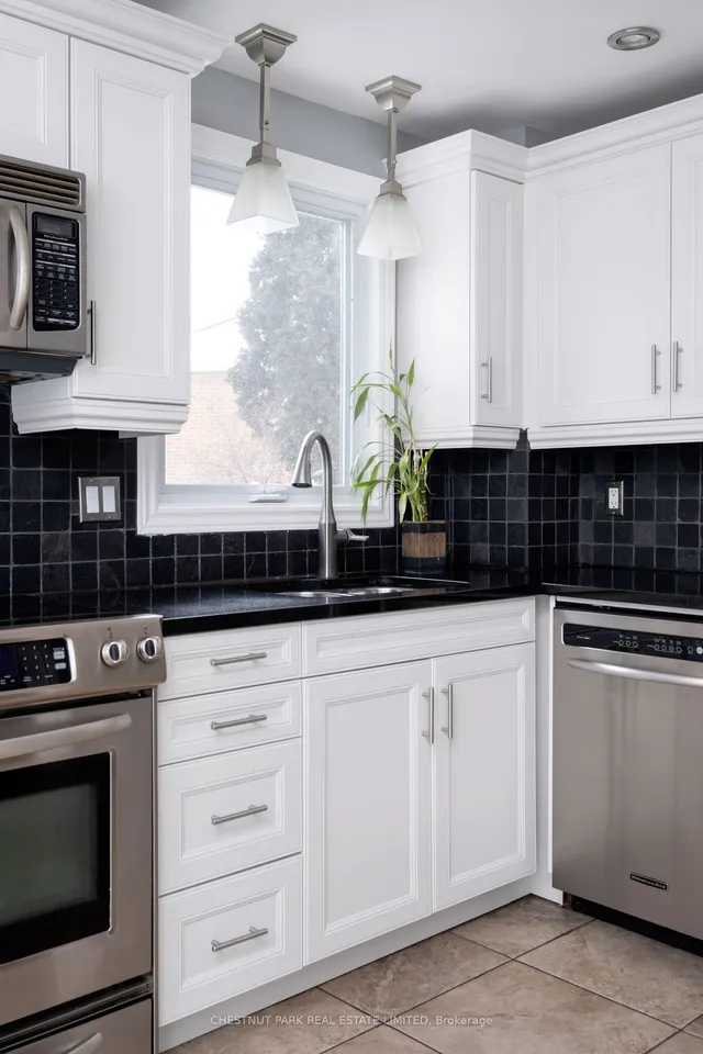 Additional image 19 of 82 Philosopher's Tr