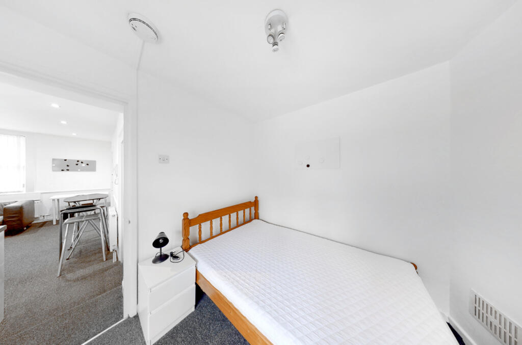 Additional image 10 of St Georges Place