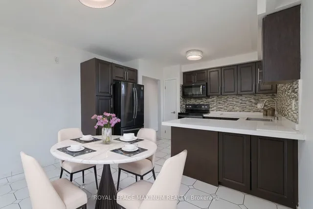 Additional image 8 of 248 Hullmar Dr