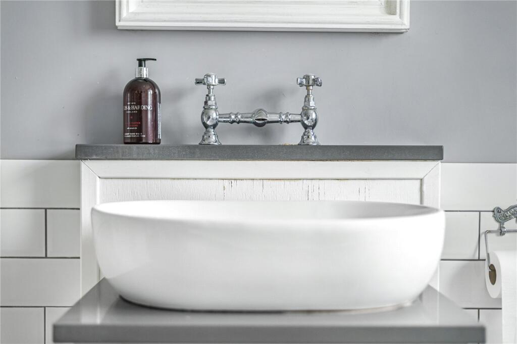 Additional image 27 of Leamington Avenue, Bromley, BR1