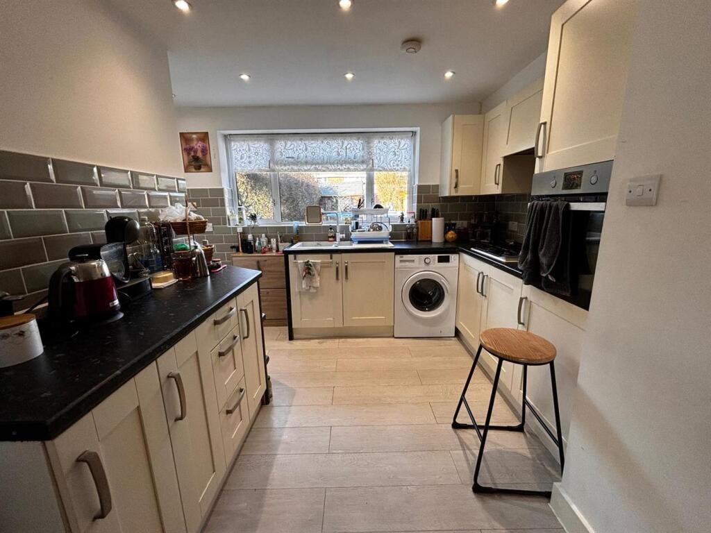 Additional image 2 of Travellers Lane, Hatfield