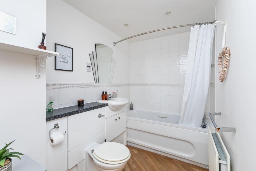 Additional image 10 of Garland Point , Sussex Wharf, Shoreham Beach