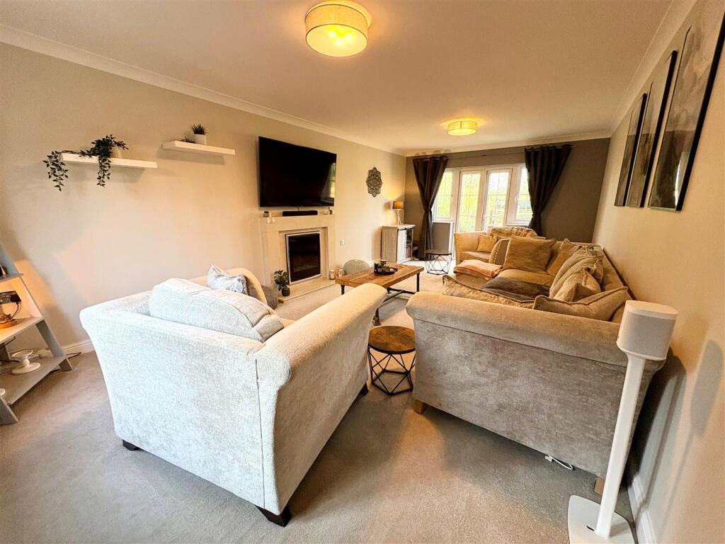 Additional image 27 of Little Dewlands, Verwood