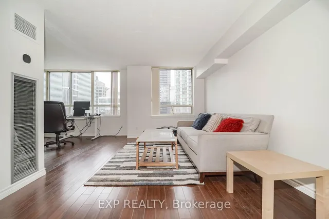 Additional image 8 of 633 Bay St Unit 2322
