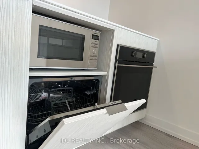 Additional image 10 of 77 Shuter St Unit 1903