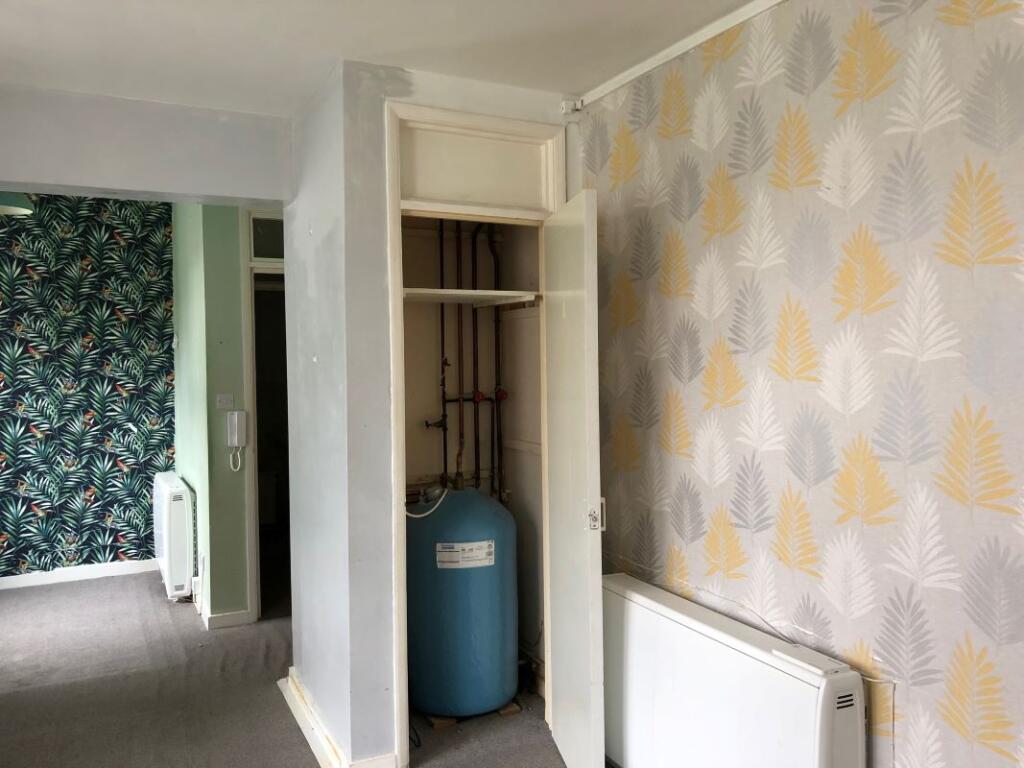 Additional image 11 of Flat 5, 14 Park Crescent, Worthing, West Sussex, BN11 4AH