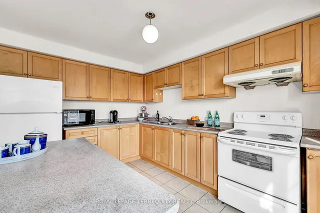 Additional image 11 of 76 Touchstone Dr