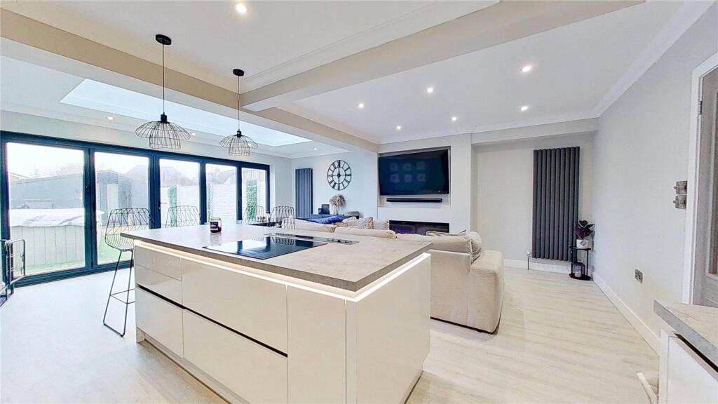 Additional image 4 of Brighton Road, Lancing, West Sussex, BN15