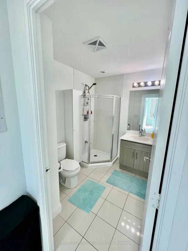 Additional image 7 of 68 Canterbury Pl Unit 1802