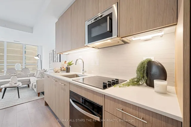 Additional image 11 of 286 Main St Unit 408