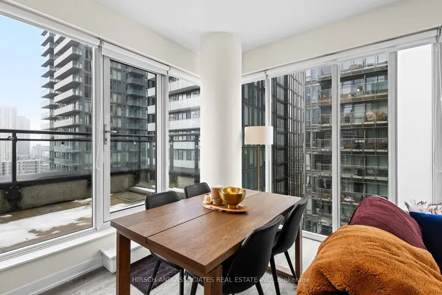 Additional image 10 of 17 Dundonald St Unit 1505