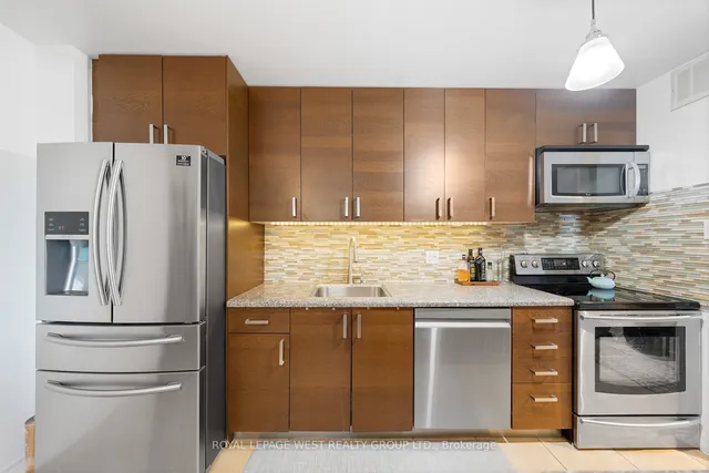 Additional image 17 of 362 The East Mall Unit 310