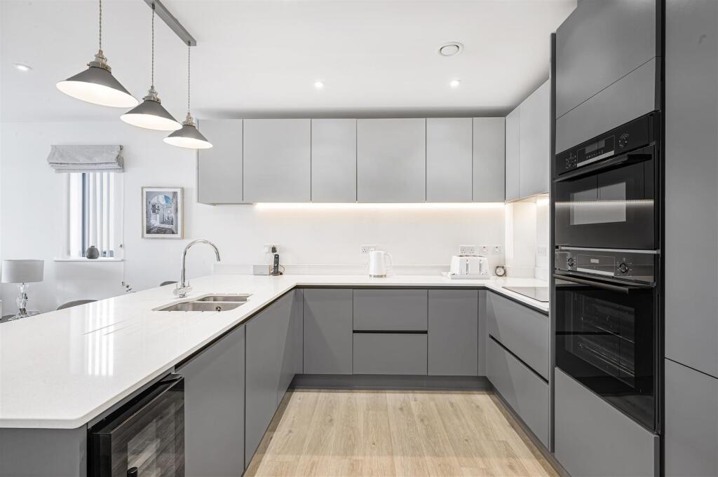 Additional image 14 of Waters Edge, Claremont Road