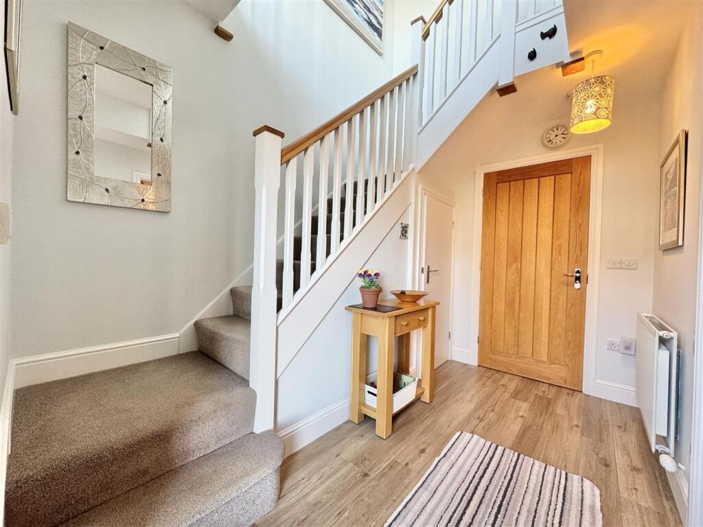 Additional image 5 of Boltongate