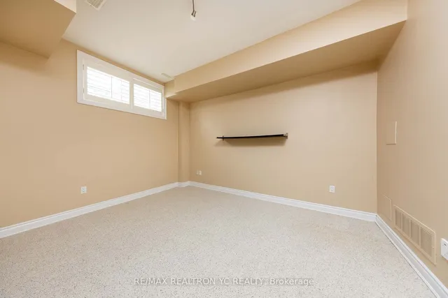 Additional image 35 of 4450 Bathurst St