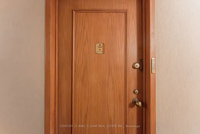 Additional image 7 of 24 Wellesley St Unit 1407