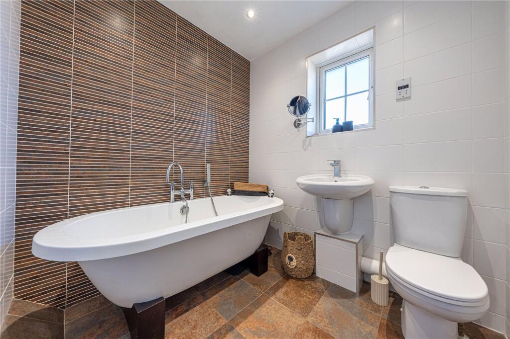 Additional image 27 of Copeland Close, Warton, Tamworth, Warwickshire, B79