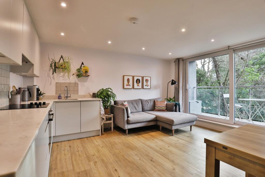 Additional image 4 of Wootton Mount, BOURNEMOUTH, Dorset, BH1