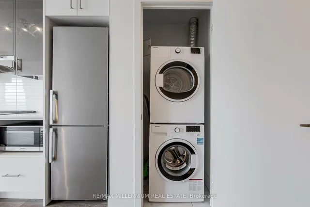 Additional image 17 of 180 Fairview Mall Dr Unit 1203