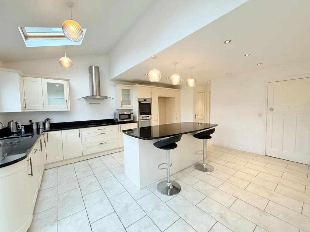 Additional image 4 of Hay Lane, Monkspath