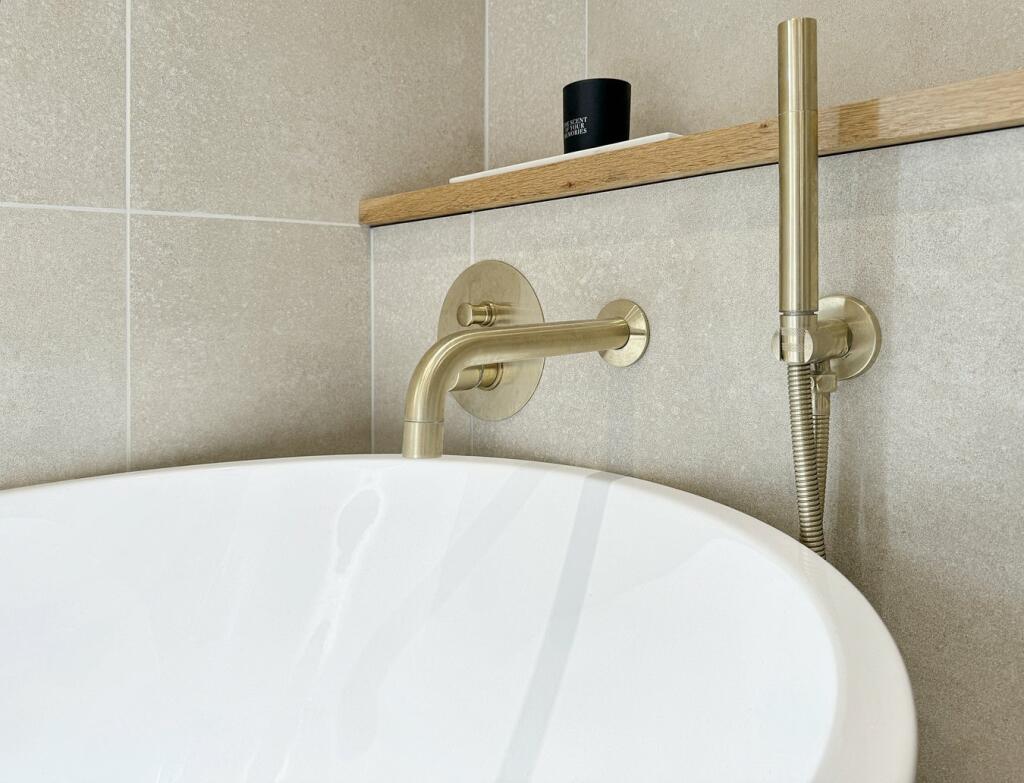 Additional image 18 of Laburnum Way, Bromley, BR2