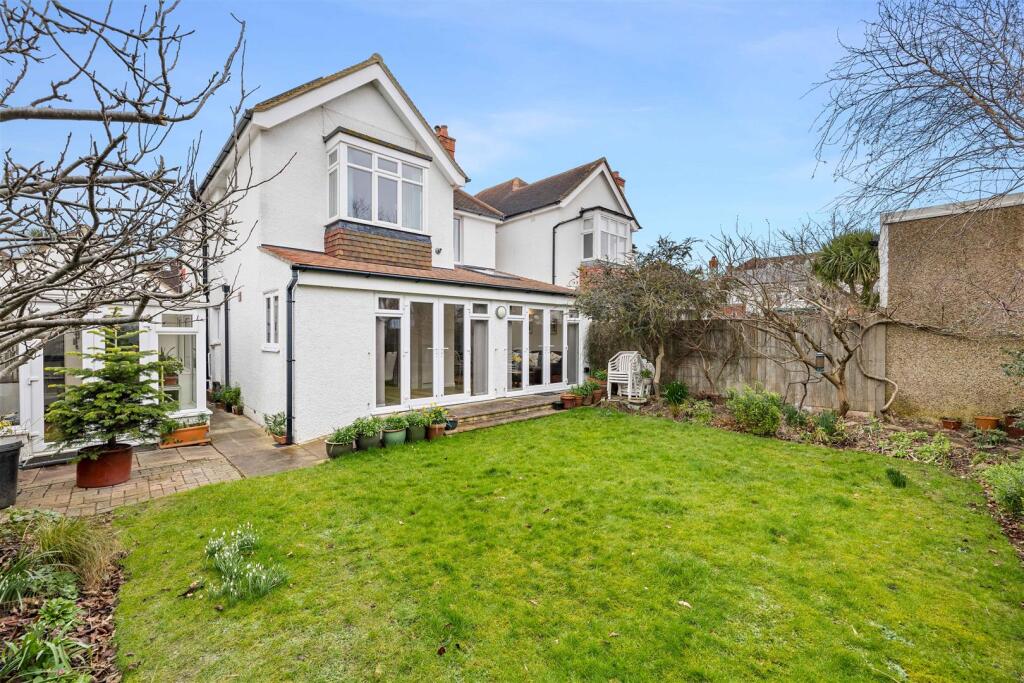 Additional image 24 of Park Avenue, Hove