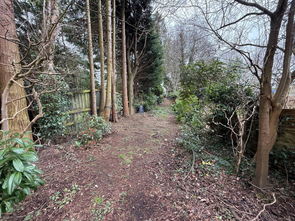 Additional image 14 of Clinton Road, Shirley