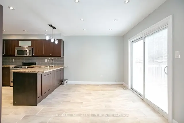 Additional image 7 of 4 Mccrimmon Dr