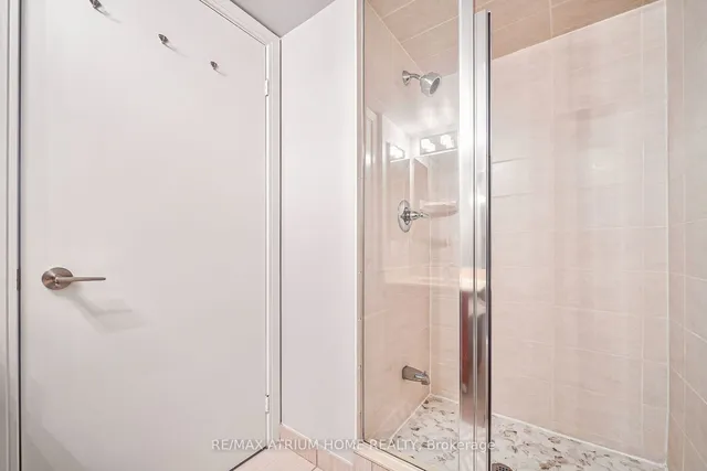 Additional image 31 of 135 Village Green Sq Unit 3422