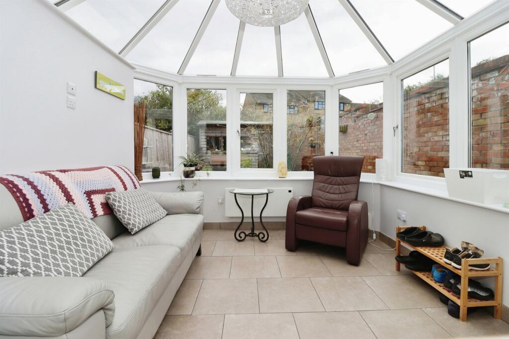 Additional image 4 of Glanville Gardens, Bristol