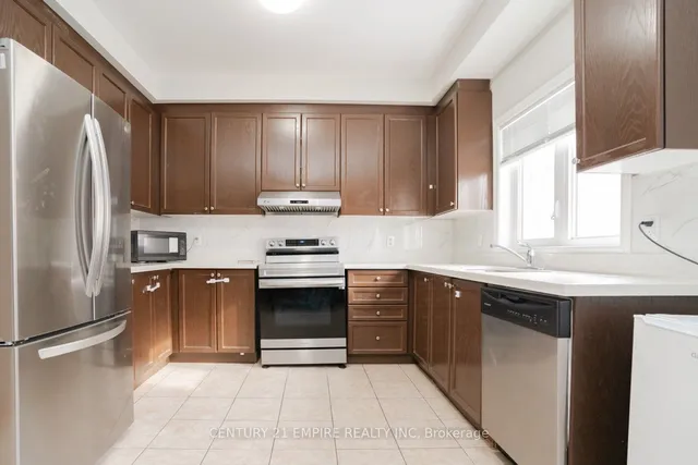 Additional image 15 of 7 Berringer Grve