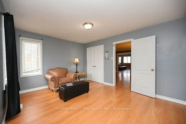 Additional image 30 of 5 SUMMERSHADE St