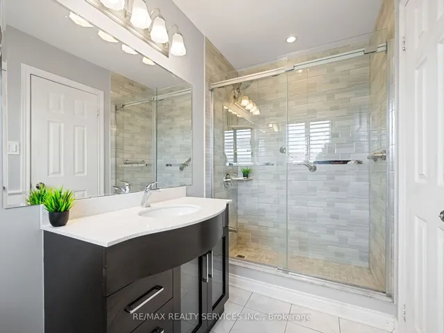 Additional image 23 of 19 Maple Beach Cres