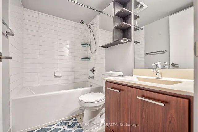 Additional image 7 of 135 Village Green Sq Unit 3422