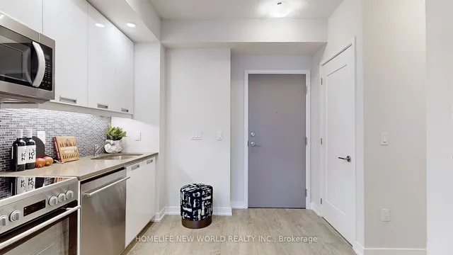 Additional image 19 of 99 John St Unit 802