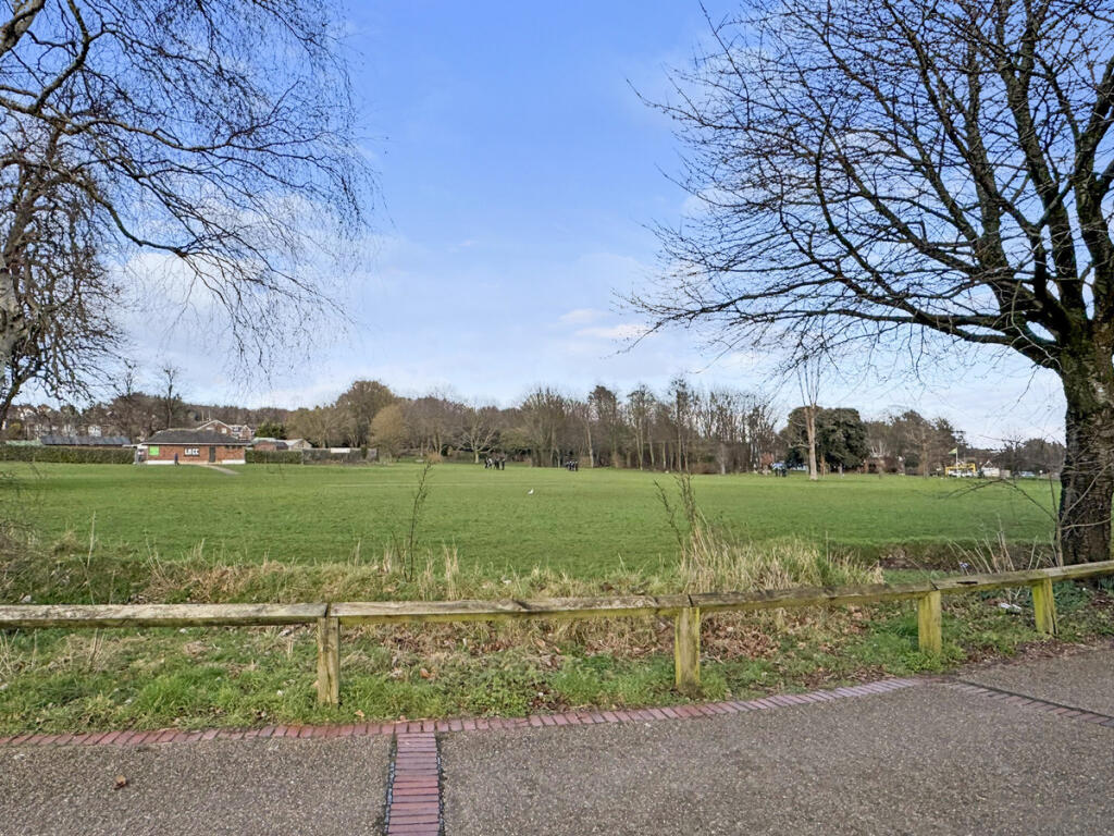 Additional image 19 of Manor Road, Lancing, BN15