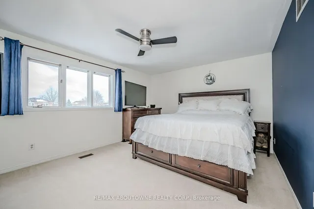 Additional image 25 of 85 HOWELL Rd