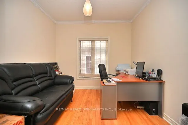 Additional image 22 of 5 SUMMERSHADE St