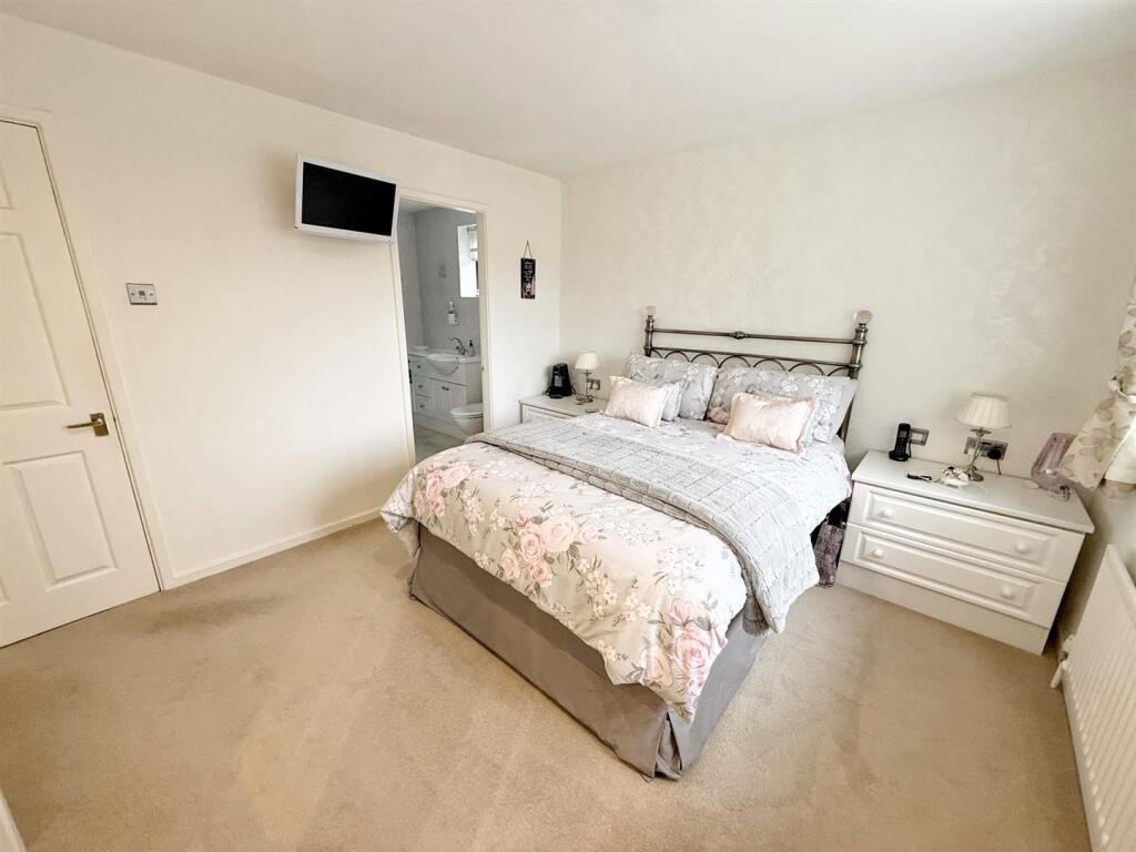 Additional image 15 of Chestnut Close, Streetly, Sutton Coldfield