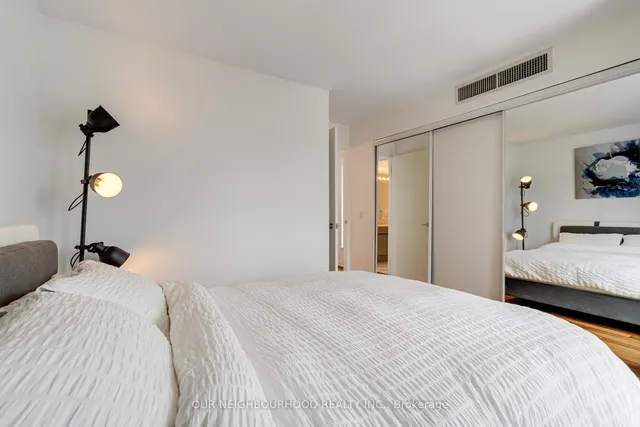 Additional image 20 of 50 Lombard St Unit 2705