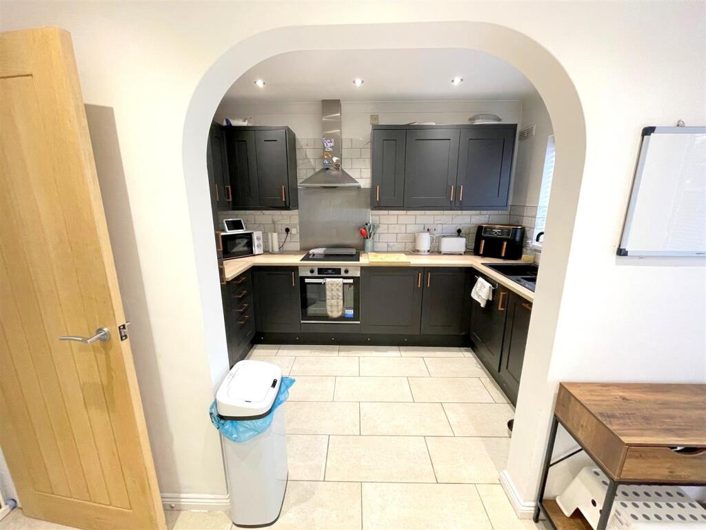 Additional image 11 of Cwrt Coed Parc, Maesteg