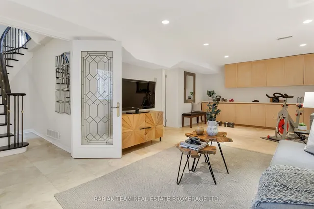 Additional image 33 of 19 Dacre Cres